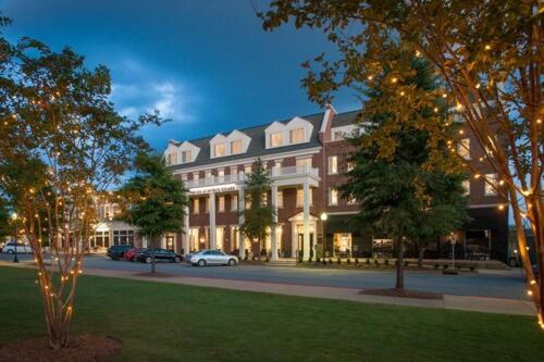 The Inn At Patrick Square Clemson Exterior photo